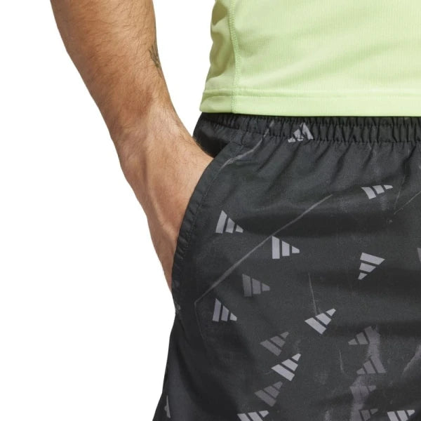 Short Adidas Run It Brand Love - Negro